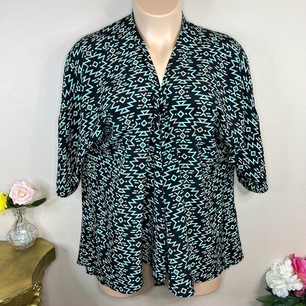 L Black & Green Geometric Boho Kimono Style Shrug Short Sleeve Large